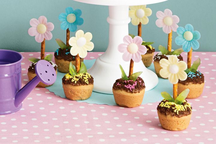 Готовим Desserts Flower pot cupcakes