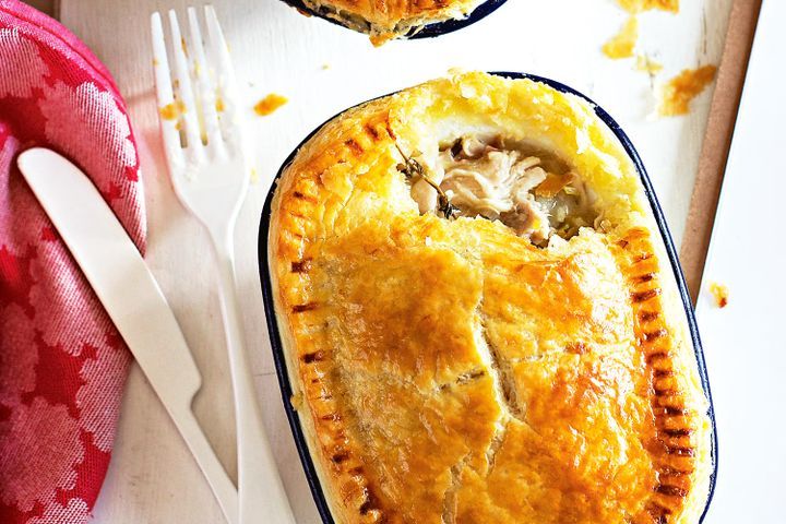 Cooking Meat Anneka Mannings chicken, leek and thyme pies with simple flaky pastry