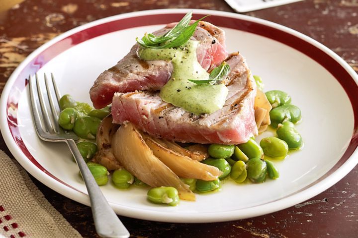 Cooking Meat Char-grilled tuna on braised broad beans with mint aïoli