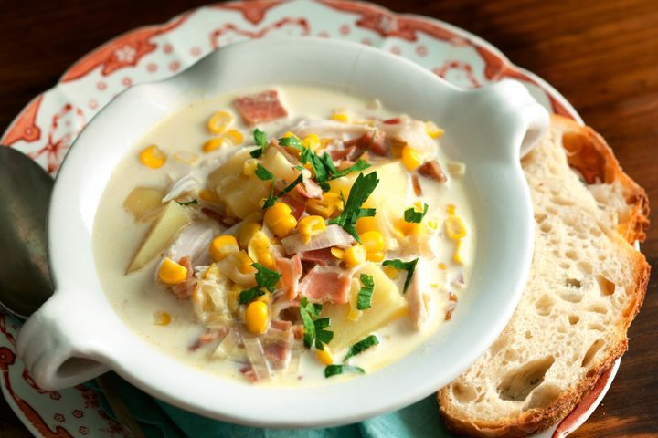 Cooking Meat Creamy chicken, corn and pancetta soup