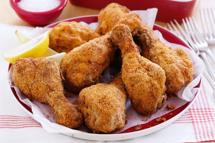 Cooking Meat Crumbed drumsticks with honey mustard vegetables