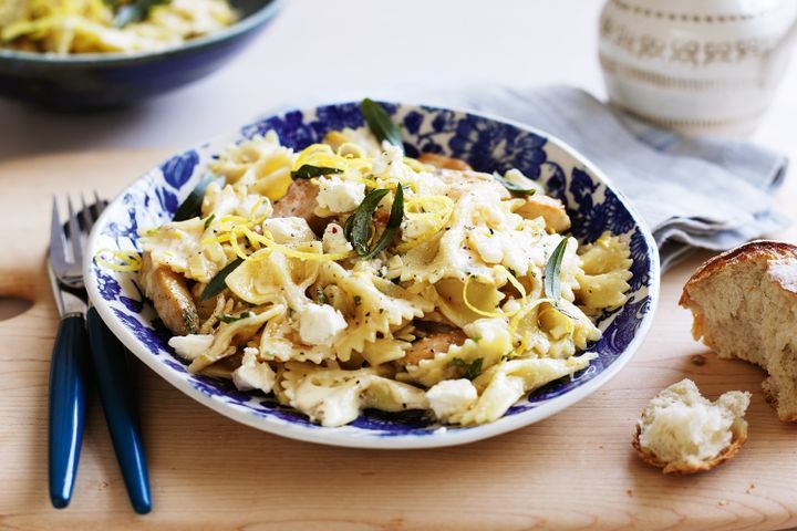 Cooking Meat Farfalle with chicken, lemon and tarragon