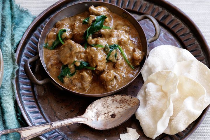 Cooking Meat Lamb & spinach korma