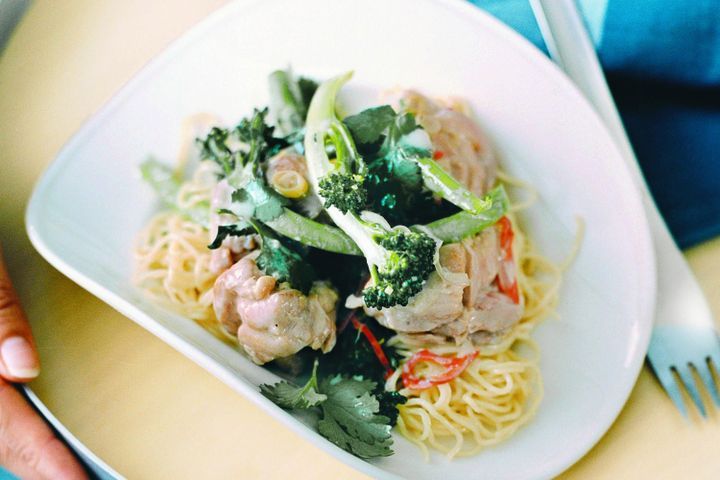 Cooking Meat Lemongrass & coconut chicken on egg noodles