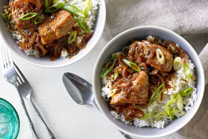 Cooking Meat Soy and garlic chicken with fragrant jasmine rice