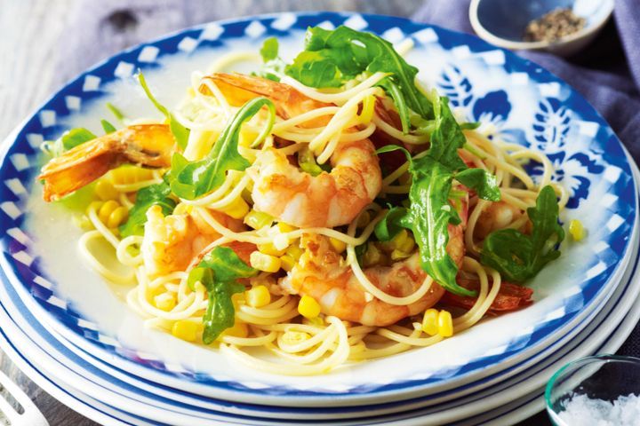 Cooking Meat Spaghetti with prawns, corn & rocket