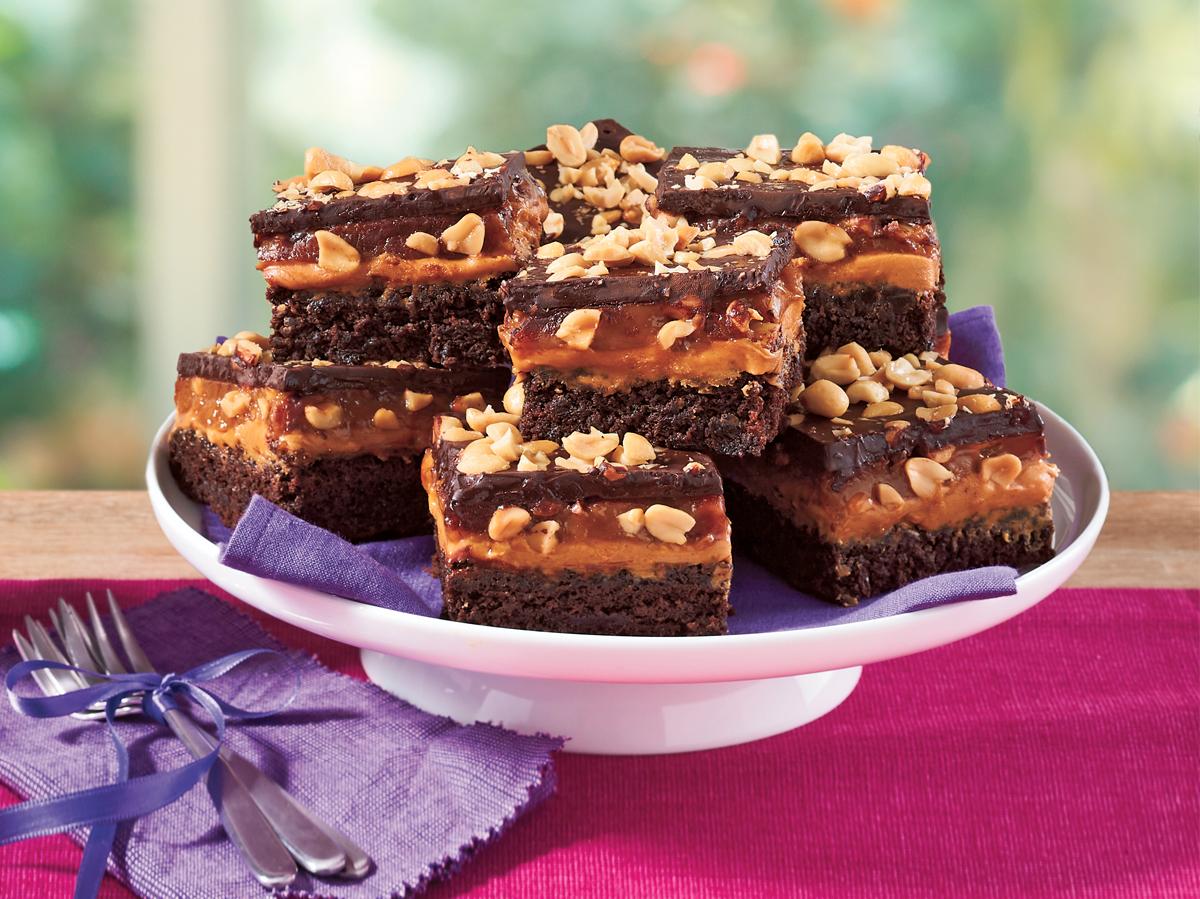 Готовим Desserts Layered Peanut Butter Caramel Brownies