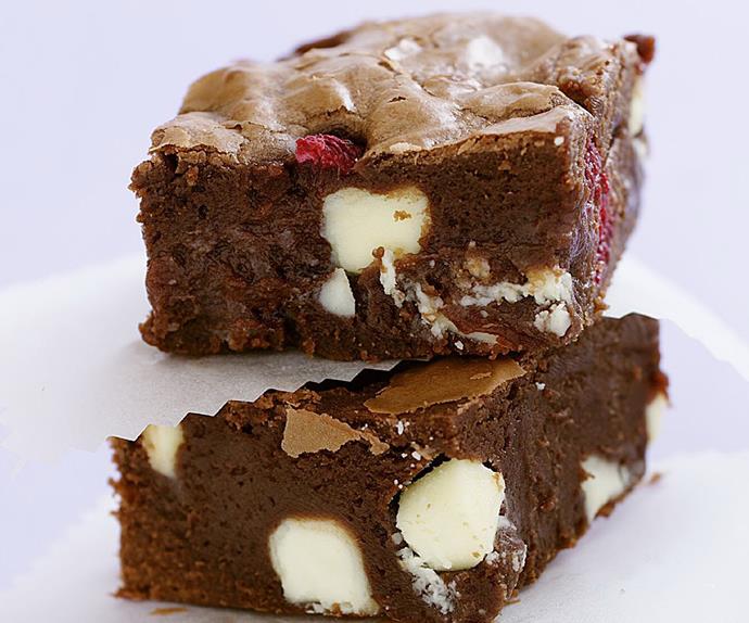 Готовим Desserts Raspberry White Chocolate Brownies