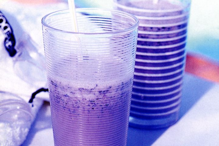 Cooking Coctails Frozen blueberry smoothie