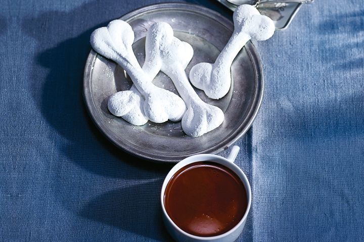 Cooking Coctails Marshmallow bones with blood-red hot chocolate