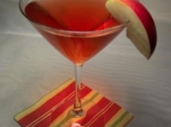 Cooking Coctails Perfect Red Apple Martini