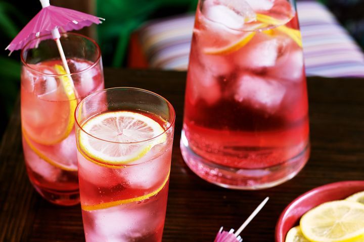 Cooking Coctails Pink gin & tonic