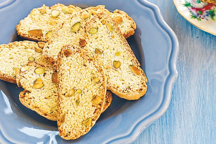 Cooking Coctails Pistachio and rosewater biscotti