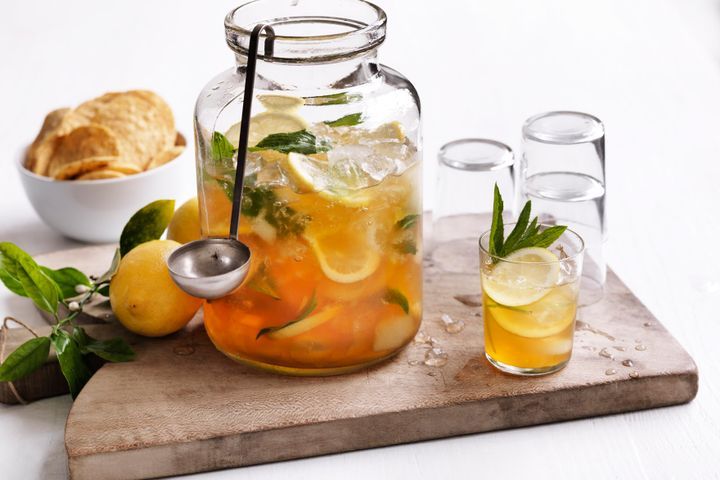 Cooking Coctails Rum iced tea punch