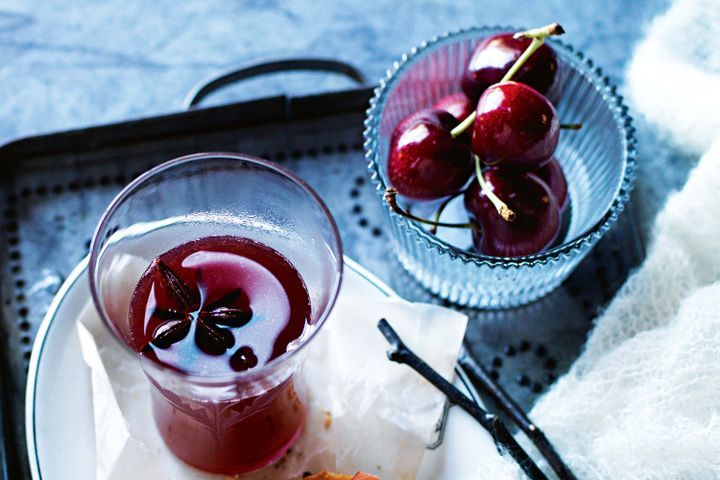 Cooking Coctails Very cherry cocktail