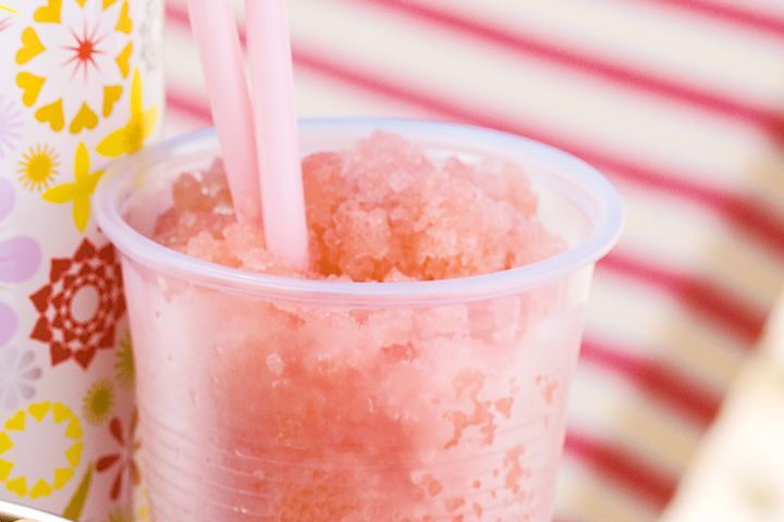 Cooking Coctails Watermelon, guava and lime slushy