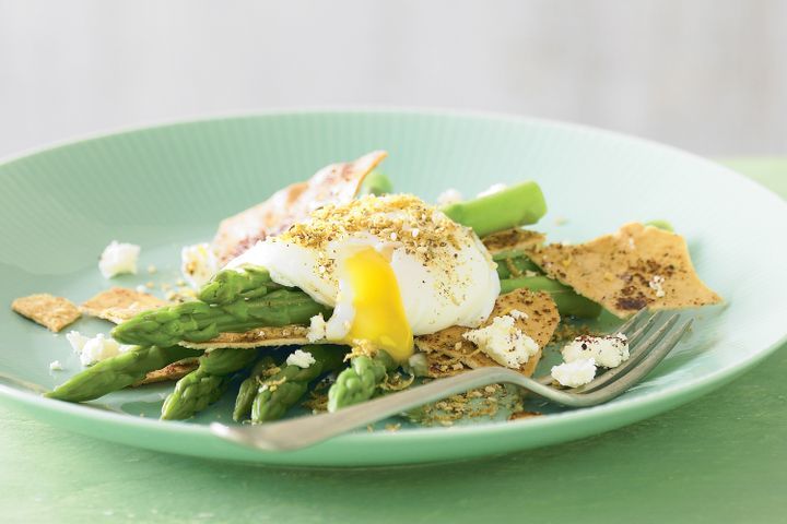 Cooking Eggs Asparagus with poached eggs, feta and sumac crisps