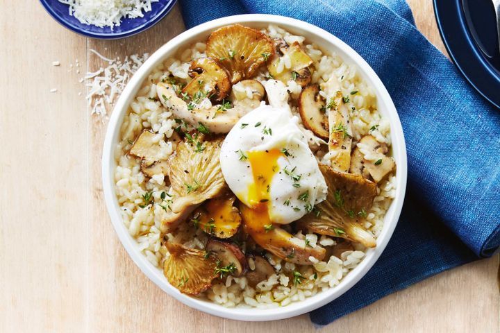 Cooking Appetiziers Chicken and mushroom risotto