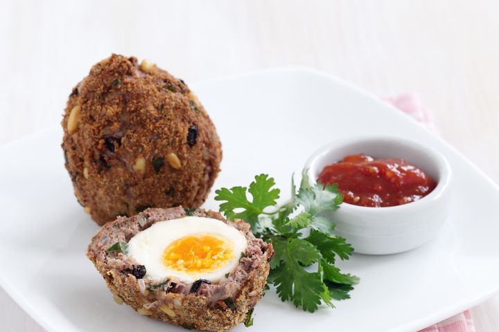 Cooking Eggs Moroccan-flavoured Scotch eggs