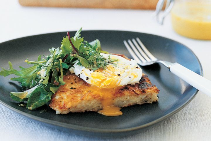 Cooking Eggs Potato galette with poached egg and salad (vegetarian)