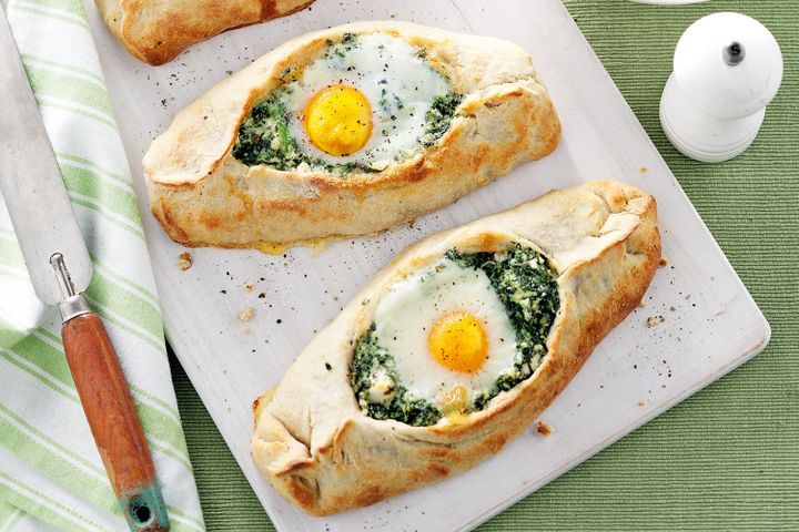 Cooking Eggs Spinach, cheese and egg pies