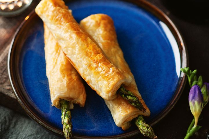 Cooking Fish Anchovy and lemon asparagus puffs