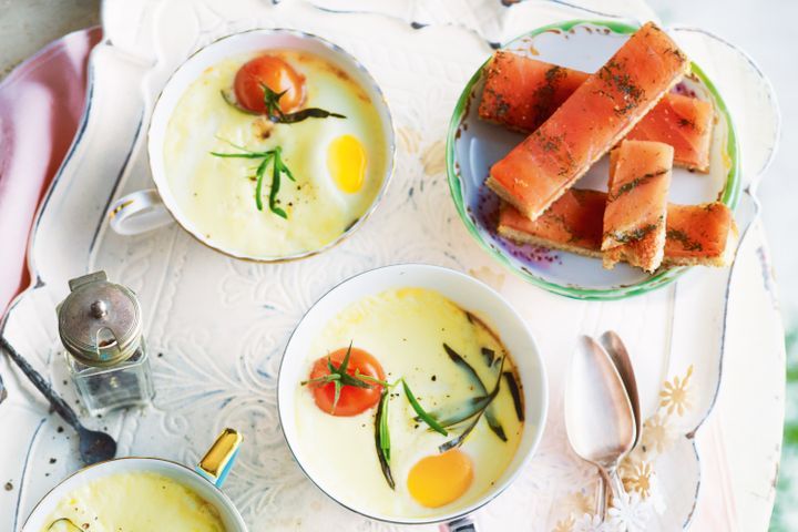 Cooking Fish Baked eggs with gravlax soldiers