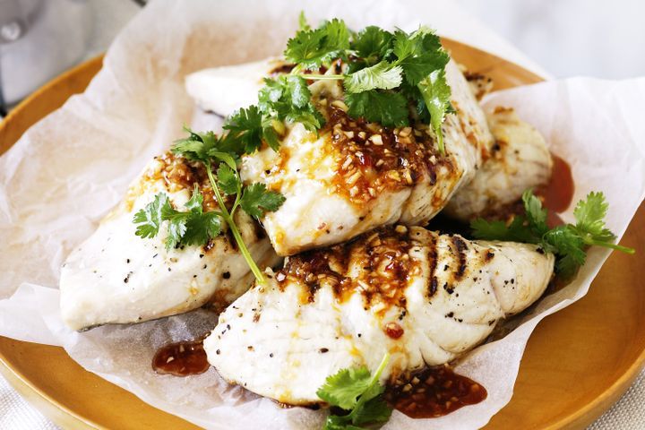 Cooking Fish Barbecued fish with Thai dressing and coconut rice