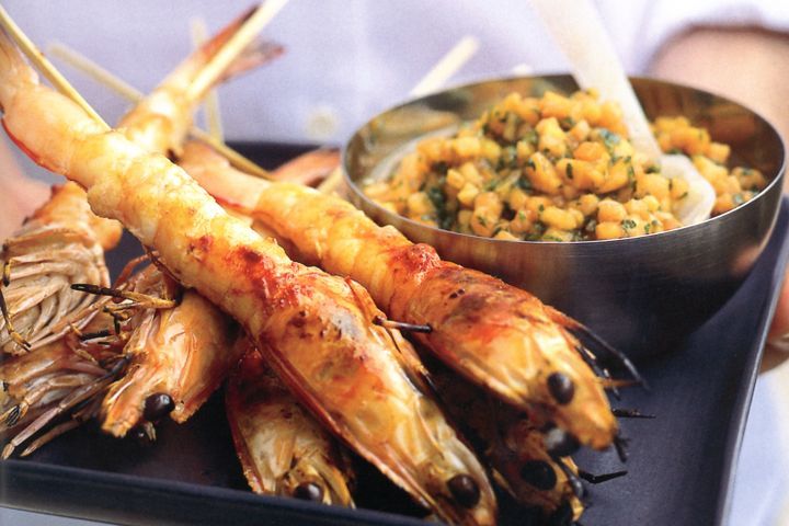 Cooking Fish Barbecued prawns with papaya and chilli relish