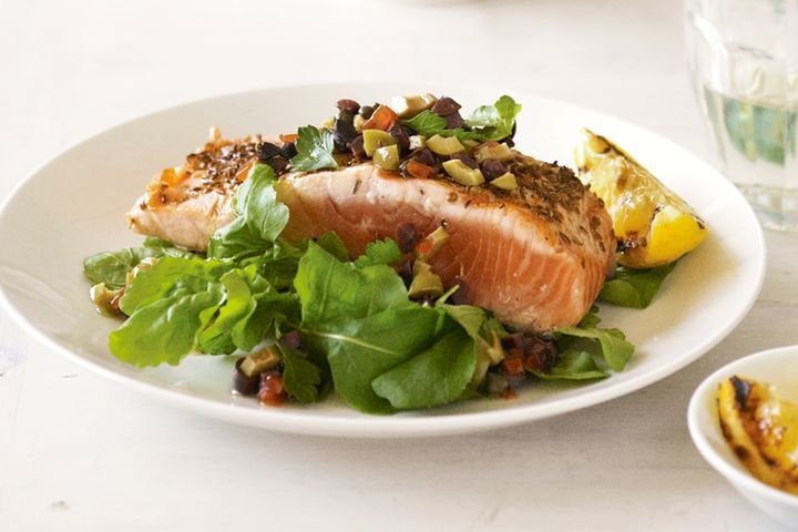 Cooking Fish Barbecued salmon with rocket and char-grilled lemons