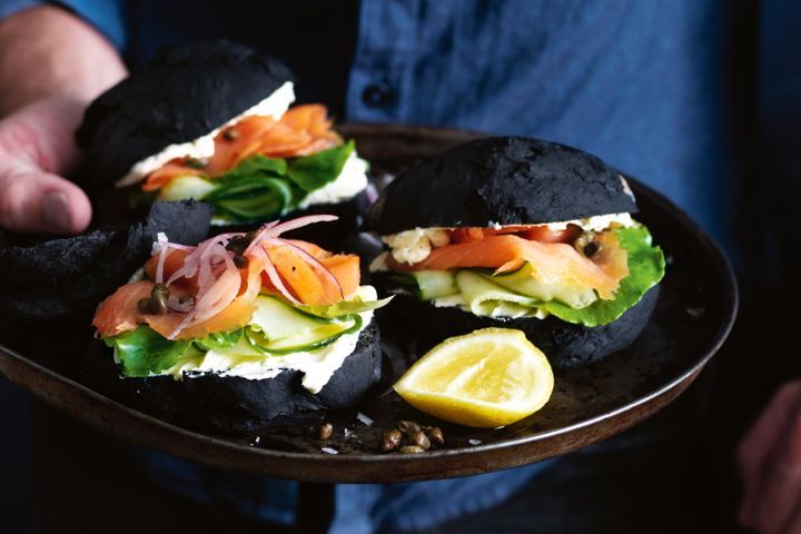 Cooking Fish Black buns with smoked trout