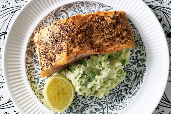 Cooking Fish Broad bean and potato mash with spiced fish