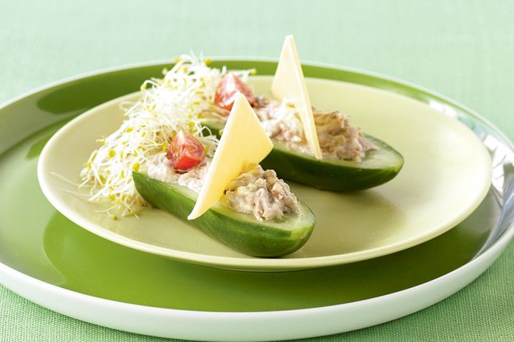 Cooking Fish Cucumber and cheese boats