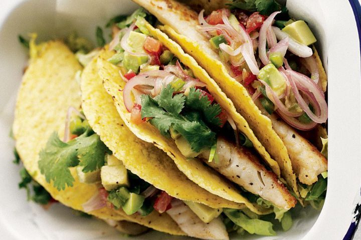 Готовим Fish Fish tacos with avocado salsa