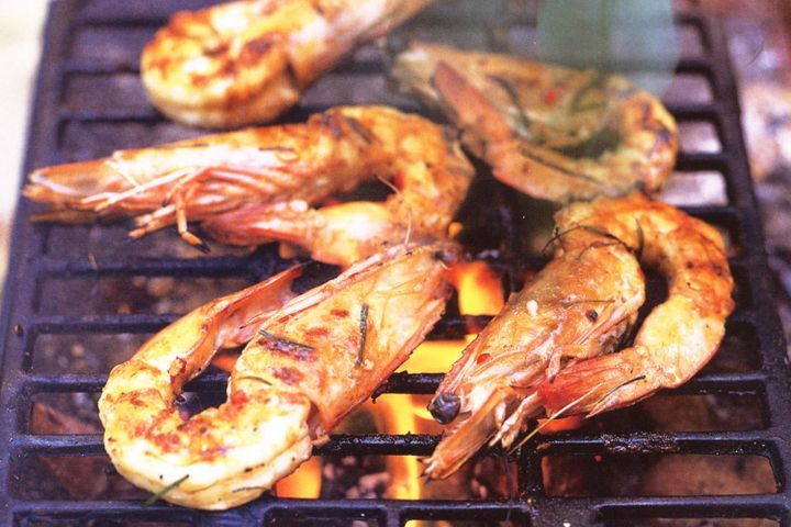 Cooking Fish Low-fat barbecued prawns with lime, chilli & coriander