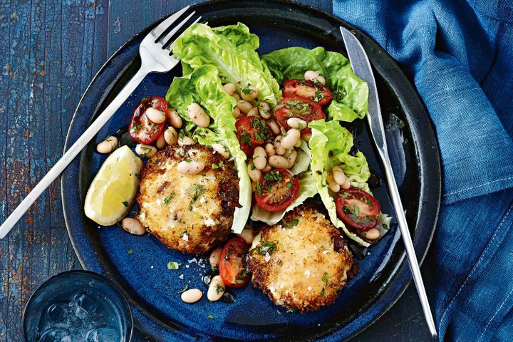 Cooking Fish Mediterranean mackerel and potato patties