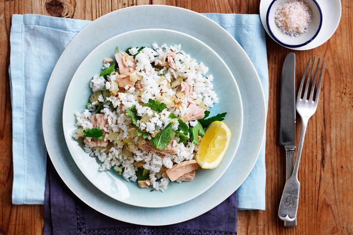 Cooking Fish Pohs spiced tuna & coriander rice