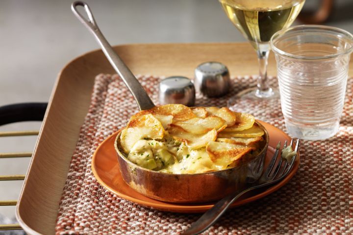 Cooking Fish Potato-topped snapper and fennel pies