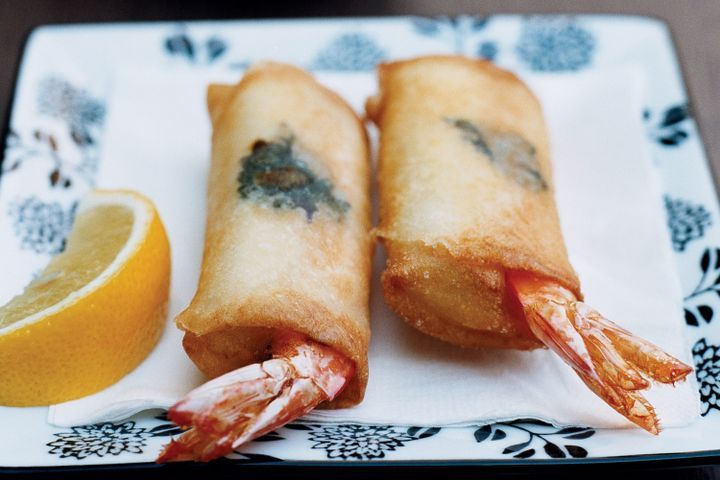 Cooking Fish Prawn spring rolls with plum and shiso