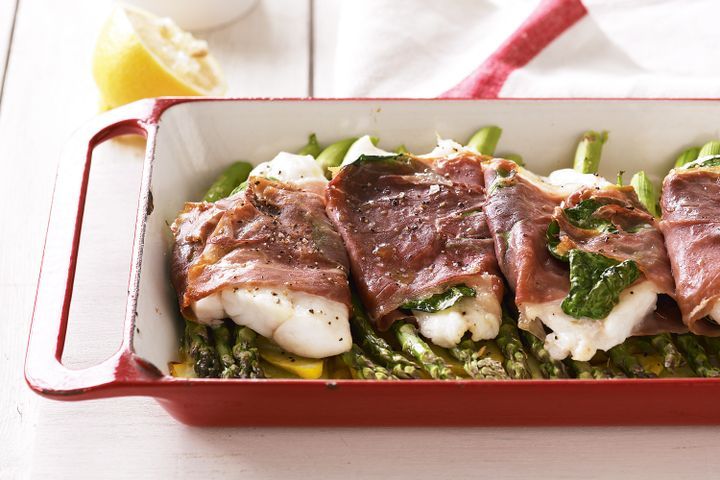 Готовим Fish Prosciutto and spinach wrapped fish
