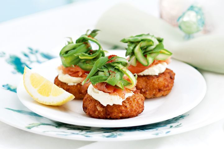 Cooking Fish Quinoa cakes with smoked salmon, shaved asparagus and creme fraiche