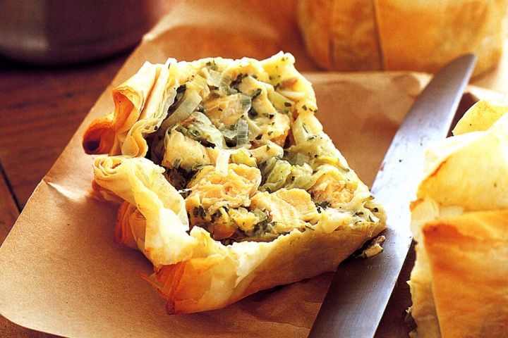 Cooking Fish Red salmon & leek pies