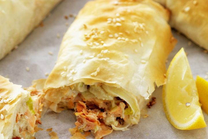 Cooking Fish Salmon, leek and fennel parcels