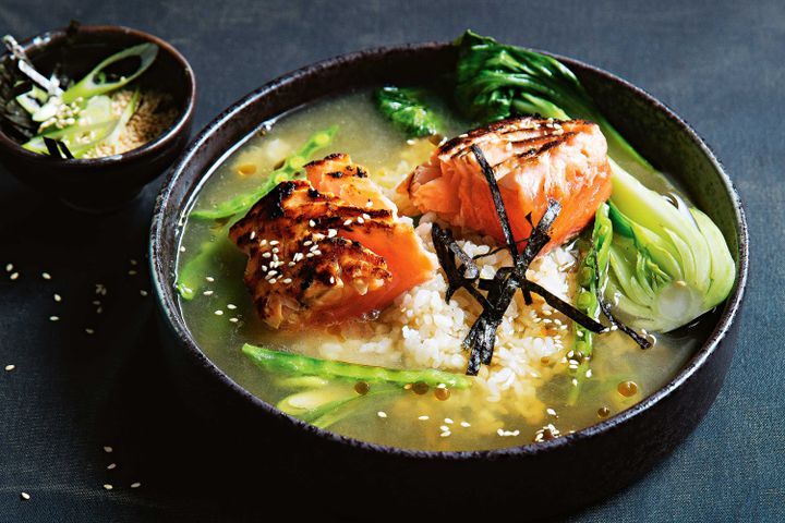 Cooking Fish Salmon and green tea rice bowl