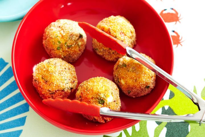 Cooking Fish Salmon balls