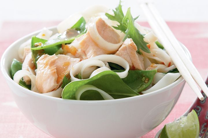 Cooking Fish Salmon & noodle salad