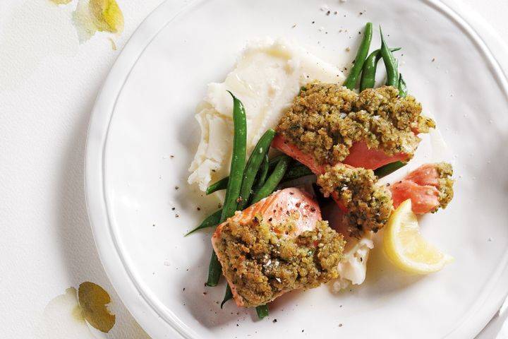 Cooking Fish Salmon with green olive, parmesan & brioche crust