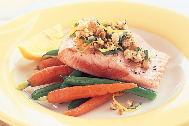 Cooking Fish Salmon with lemon & mint breadcrumbs