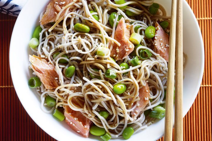 Cooking Fish Soba noodles with salmon & ponzu sauce