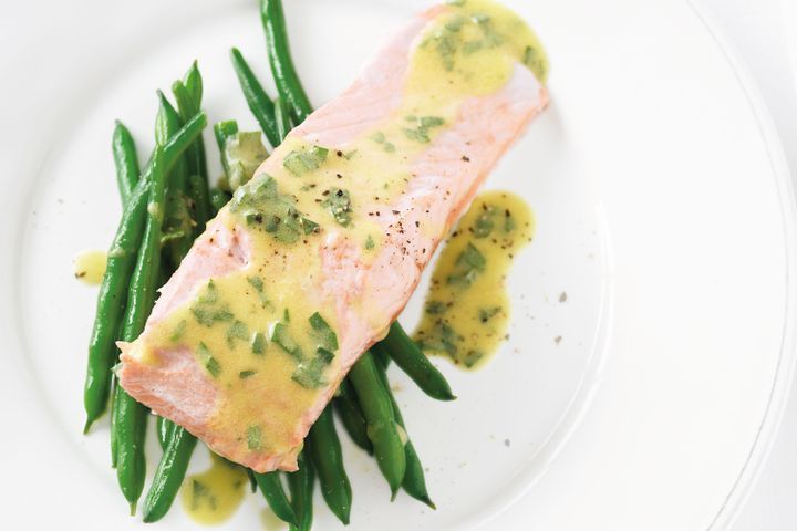 Cooking Fish Steamed salmon with tarragon vinaigrette